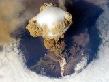 Hoạt động núi lửa làm Trái Đất mát hơn