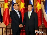 Thủ tướng Nguyễn Tấn Dũng đón, hội đàm với Thủ tướng Thái Lan