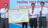 Trường THCS Phú An (TX.Bến Cát): Đón nhận bằng công nhận đạt chuẩn quốc gia giai đoạn 2014-2019