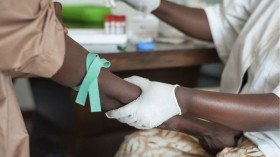 Ebola drug trial starts in Liberia