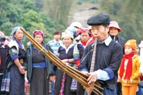 越南赫蒙族同胞喜迎传统春节