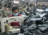 Joy signals of Binh Duong apparel industry