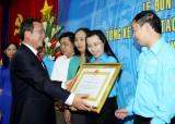 Hội LHTN tỉnh đón nhận Huân chương Lao động hạng Nhì