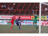 Kết quả vòng 6 V-league 2015: Thắng Cần Thơ, B.Bình Dương trở lại ngôi đầu