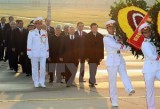 Leaders pay tribute to Ho Chi Minh on Party founding anniversary