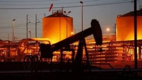 Oil prices rebound on signs of output cuts