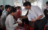 TX.Thuận An: Trao 1.200 phần quà cho công nhân lao động khó khăn