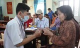 Khám, phát thuốc miễn phí cho người 150 nghèo huyện Bắc Tân Uyên