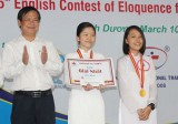 2 học sinh đoạt huy chương vàng cuộc thi hùng biện tiếng Anh