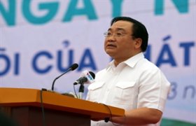越南政府副总理黄忠海呼吁实现水资源有效管理与利用