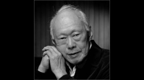 Singapore’s first Prime Minister Lee Kuan Yew dies aged 91