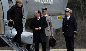 Cockpit voice tape studied in Airbus crash; NYT says pilot locked out