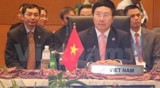 Vietnam FM attends preparatory meetings at 26th ASEAN Summit