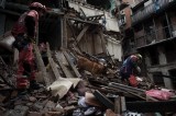 Hai thị trấn ở Tây Tạng dịch chuyển sau trận động đất ở Nepal