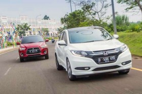 Honda HR-V hút khách ngang Toyota Innova