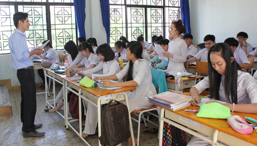dạy môn Ngữ văn trường THPT Trịnh Hoài Đức