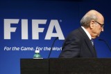Sepp Blatter từ chức Chủ tịch FIFA