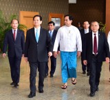 Thủ tướng Nguyễn Tấn Dũng bắt đầu dự Hội nghị Cấp cao CLMV 7