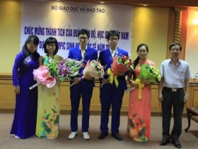 越南参加2015年国际生物学奥林匹克竞赛的四名学生均夺得奖项