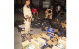 Lực lượng CSGT Công an tỉnh bắt giữ hơn 1.000 chai rượu ngoại không rõ nguồn gốc