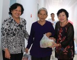 Ban Liên lạc Quân dân y chiến khu Đ: Khám bệnh, tặng quà gia đình chính sách ở Bắc Tân Uyên