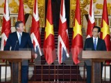 Thủ tướng Anh kết thúc tốt đẹp chuyến thăm chính thức Việt Nam