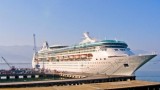 美国皇家加勒比邮轮“海洋航行者号”抵达顺化真云港
