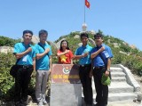 Binh Duong’s students towards national sea and islands