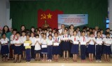 Vietcombank Bắc Bình Dương trao 50 suất học bổng cho học sinh nghèo huyện Phú Giáo