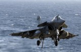 Pháp bắt đầu không kích tiêu diệt IS ở Syria