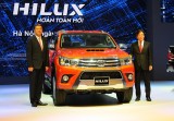 Toyota Hilux 2015 giá 693 triệu tại Việt Nam