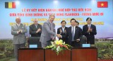 Friendly cooperative signing between Binh Duong and East Flanders province (Belgium)