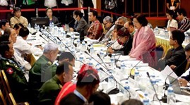 Myanmar signs peace deal with 8 rebel groups