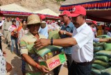 Hội Chữ thập đỏ tỉnh: Thăm và tặng quà cho người nghèo khu vực Biển Hồ - Campuchia