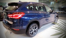 BMW đưa X1 trở lại Việt Nam