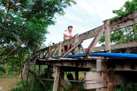 Tân Hiệp Phát tuyên bố mỗi tháng sẽ xây một cây cầu treo dân sinh