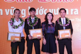Kim Oanh Group tổ chức du lịch kết hợp hoạt động đội nhóm
