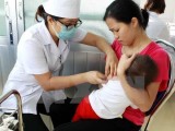 Bộ Y tế khuyến cáo cho trẻ uống đầy đủ vắcxin phòng bại liệt