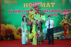 越南教师节33周年纪念会