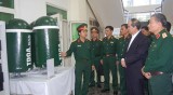 越南祖国阵线中央委员会主席阮善仁探访军事科学与技术研究院