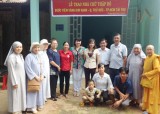 Hội Chữ thập đỏ tỉnh trao tặng nhà cho hộ nghèo