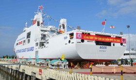 Hạ thủy tàu Cảnh sát biển đa năng CSB 8005 tại Đà Nẵng