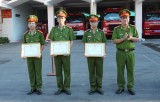 Cảnh sát PC&CC tỉnh: Khen thưởng các cá nhân có thành tích xuất sắc trong công tác