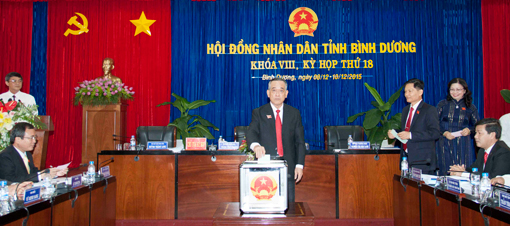 TX.Dĩ An: Tập huấn công tác tôn giáo, dân tộc năm 2015