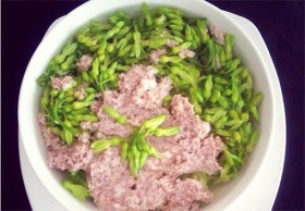 Canh hoa thiên lý nấu cua