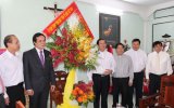 Ủy ban Trung ương MTTQ Việt Nam chúc mừng Giáng sinh Tòa giám mục Phú Cường