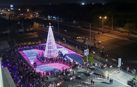 Thanh niên công nhân: Vui cùng Giáng sinh