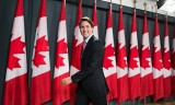 Thủ tướng Canada Justin Trudeau: Điển trai cũng khổ!