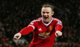 Rooney ghi tuyệt phẩm, Man Utd phục thù Swansea