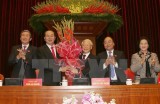 Newly-elected Party Central Committee convenes first plenum